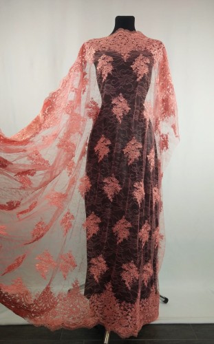 kodrowy haft na koronce h56 (2).jpg