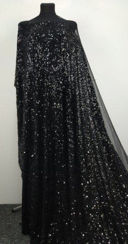 dzianina z cekinami 2 czarny (3).jpg