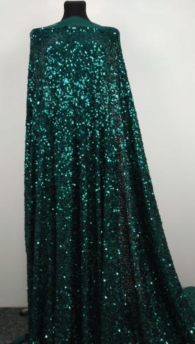 dzianina z cekinami 2 iglasta zieleń (3).jpg