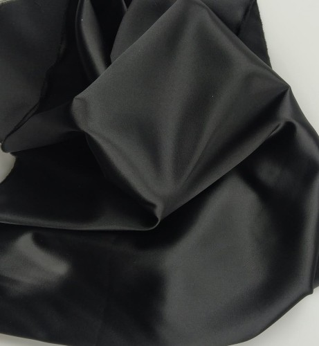 satyna 160 czarny.jpg