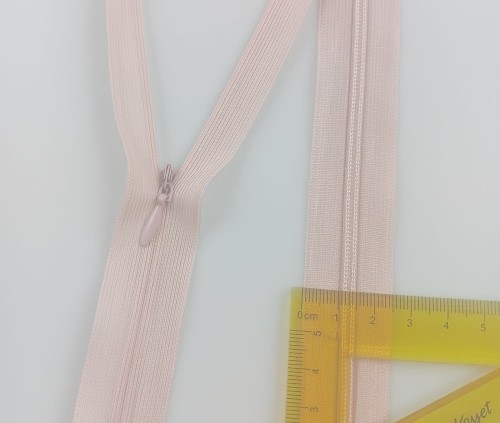 60 cm brudny róż kryty na koronce.jpg