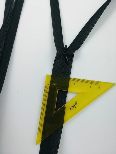 65 cm czarny kryty na koronce.jpg