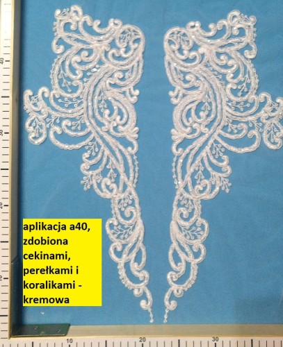 a40 aplikacja zdobiona cekinami krem.jpg