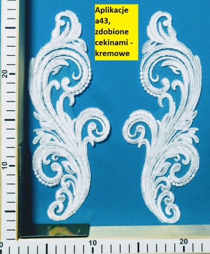 aplikacje a43 kremowe zdobione cekinami.jpg